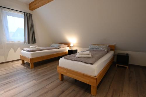 Guesthouse-Coburg 1 in Grossheirath
