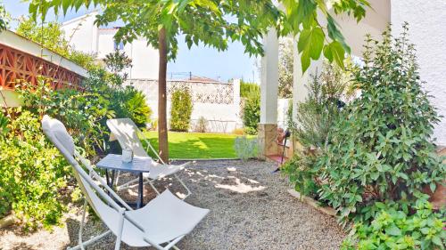 Casa del Relax con jardin cerca de la playa by Vacay L'Escala