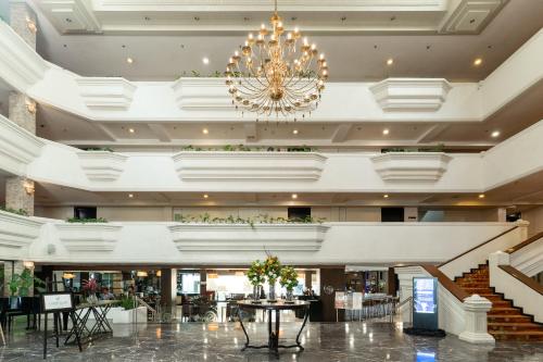 로비, 엘'피셔 호텔 (L'Fisher Hotel) in 바콜로드 (네그로스 옥시덴탈)
