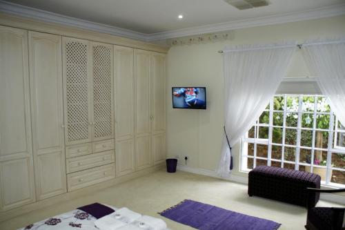 Jolani Guest House