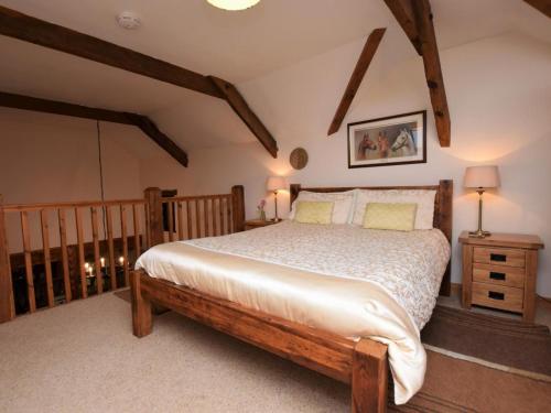 Iekārtas, 1 Bed in Beaworthy oc-hihid in Shebbear