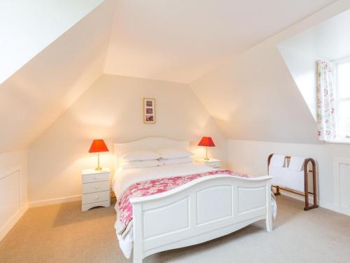 Iekārtas, 2 Bed in Applecross oc-ca422 in Eplkrosa