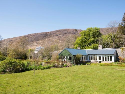 Iekārtas, 2 Bed in Applecross oc-ca422 in Eplkrosa