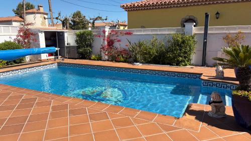 MEDDAYS Villa CARMEN