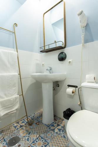 AbraCadabra Suites - image 34