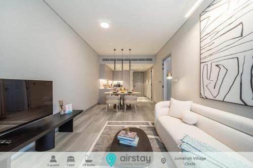 Airstay - Premium 1BR - Next to Circle Mall JVC - Monthly Offer Available, Дубай