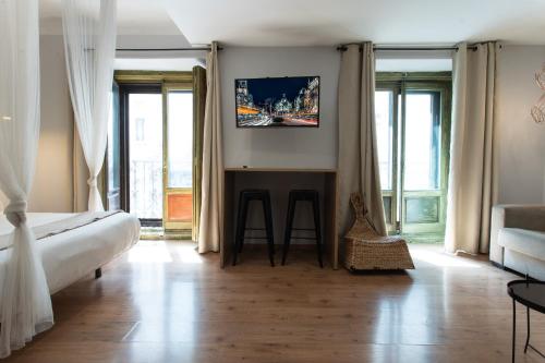 AbraCadabra Suites - image 37