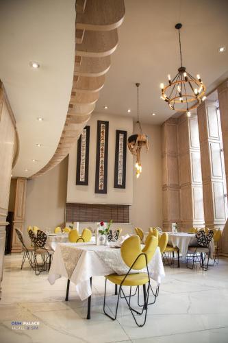 Restaurant, Oum Palace Hotel & Spa in Casablanca