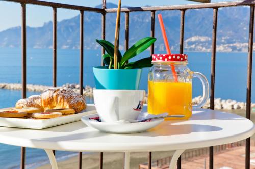 On the beach Sea-view&Kitchen In Room – Salerno, UT