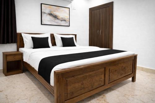 Hotel CJ Grand Vijayawada – khách sạn tại Nagarjuna Nagar