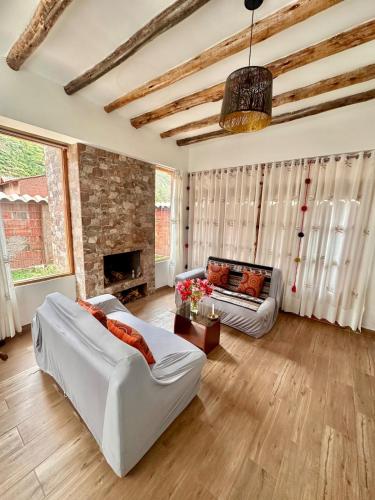 Large house in Pisac - quiet, stylish with fireplace