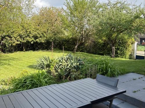 Gîte éco-village rénové, climatisé, animaux acceptés - FR-1-584-393 (Gite eco-village renove, climatise, animaux acceptes - FR-1-584-393) in Mars-la-Tour