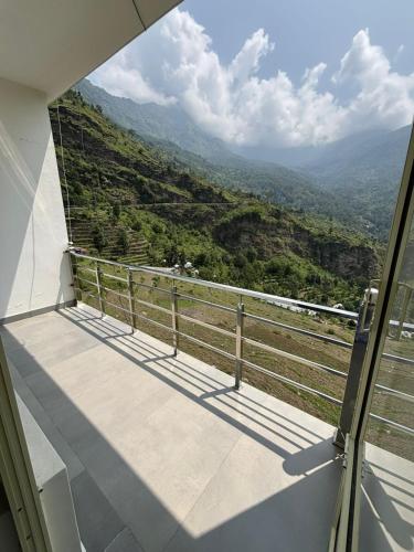The Jade Inn in Chamoli