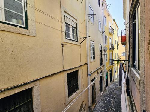 Martim Moniz Charming Apartment - image 31