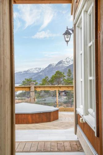 נוף חוץ, High-Standard Cabin In Beautiful Rauland in ראולנד