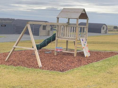 The Highland Hideaway - North Coast Luxury Pod in Skaill