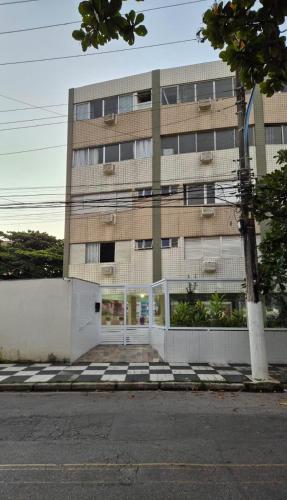Apartamento no Tombo 80m da praia – khách sạn tại Praia do Tombo