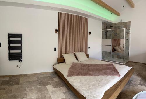 Love room in Paizay-le-Chapt