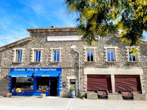 Dans une cave de vignerons – khách sạn tại Vinca