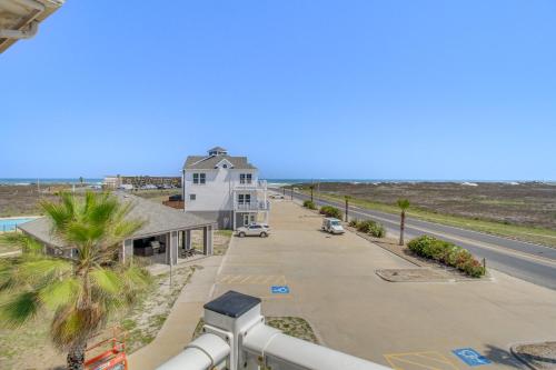 Walk to Beach Corpus Christi Gem on Padre Island! in Padre Island, USA