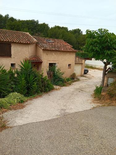 maison cosy pour 4 à 5 personnes 10mns des plages