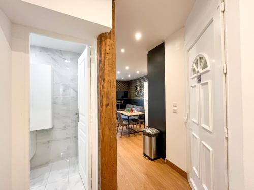 UrbanFlat 18 - Signature Apartment Rue du Caire - image 10