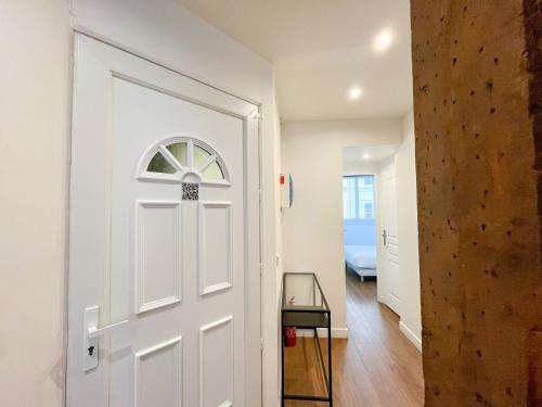 UrbanFlat 18 - Signature Apartment Rue du Caire - image 9