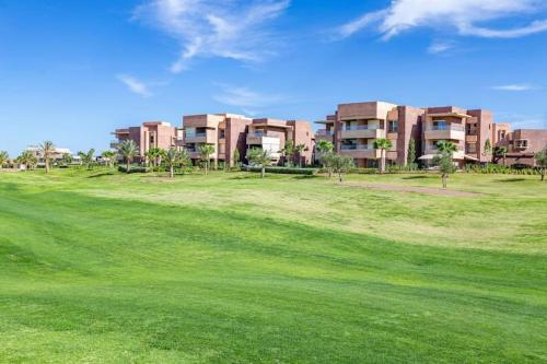 Luxury Flat Golf City - image 3