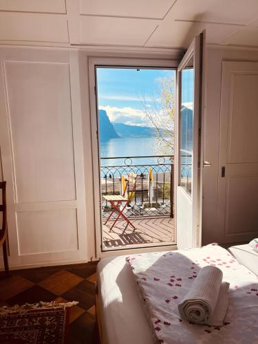 Erkély/terasz, BnB Villa Kapellmatt - Seezugang, Bio-Frühstück, SUP am Rigi (BnB Villa Kapellmatt - Seezugang, Bio-Fruhstuck, SUP am Rigi) in Vitznau