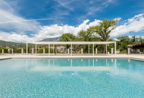 River side apartment B17