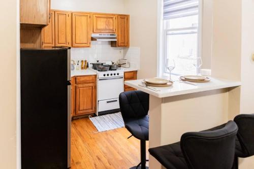 Cozy 1 Bedroom Apartment-Direct Bus to NYC in West New York