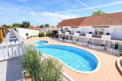 Piscina, Appartement Resid Azur, piscine & forêt (Appartement Resid Azur, piscine & foret) in Saint-Jean-de-Monts