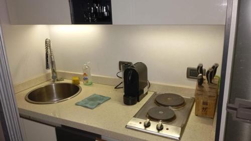 Kitchen, Apto en Lecheria 1hab in Puerto La Cruz
