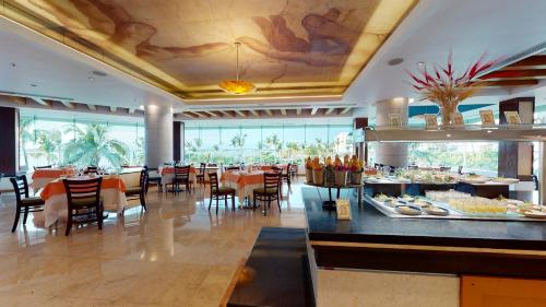 The Villas Cancun by Grand Park Royal - All Inclusive in Cancún, Mexico