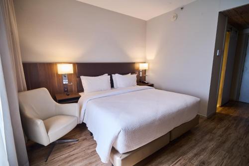 1 queen bed