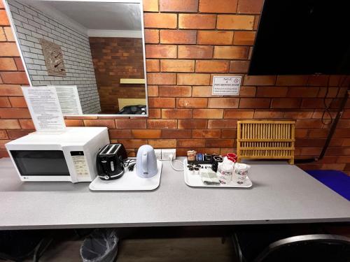 เกล็น อินเนส ลอดจ์ โมเทล (Glen Innes Lodge Motel) in เกลน อินส์
