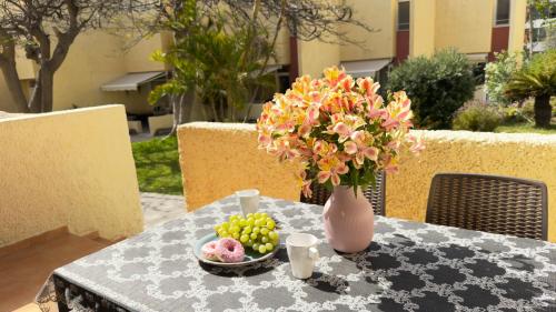 Cortijo Sunny Duplex With Heated Pool & Terrace in Playa de las Americas 3