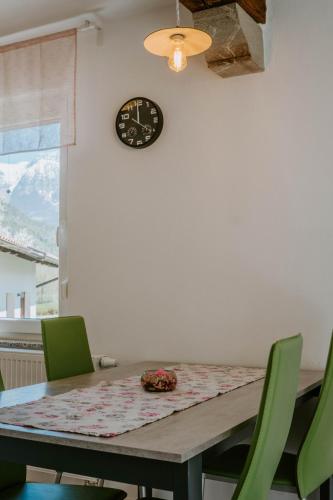 Apartment Konavec in Кобарід