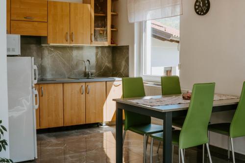 Apartment Konavec in Кобарід