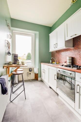 2 Bedroom Victorian Apartment in seaside town in Бернтісленд