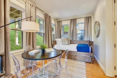 Stylish Boston Renovation Near T in Jamaica Plain