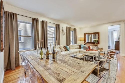Stylish Boston Renovation Near T in Jamaica Plain