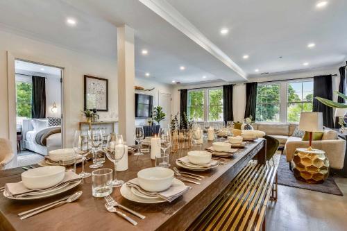 Mid-Century Glam Retreat Near T in Jamaica Plain