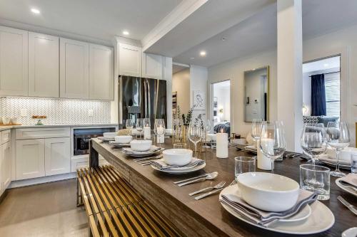 Mid-Century Glam Retreat Near T in Jamaica Plain
