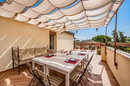 Terrazza Apuana A Few Steps From The Sea - Happy Rentals