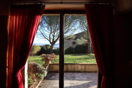 Maison Chérie Artisanal Farmhouse with pool (Maison Cherie Artisanal Farmhouse with pool) in Villarzel-du-Razes