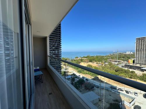 Apartment with Resort-style pools with beach access