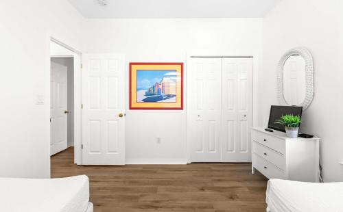 Emerald Shores - image 27