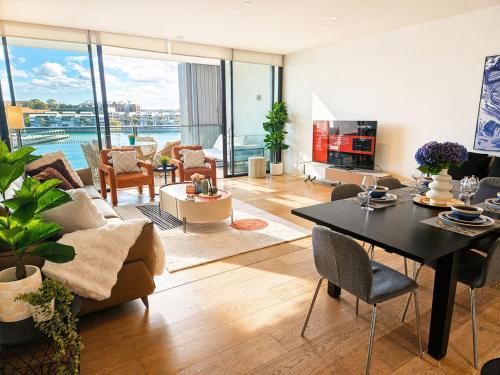 Absolute Waterfront Living in Barangaroo! - image 9
