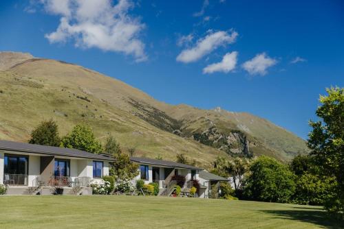 Tasman Holiday Parks - Wanaka - Haast